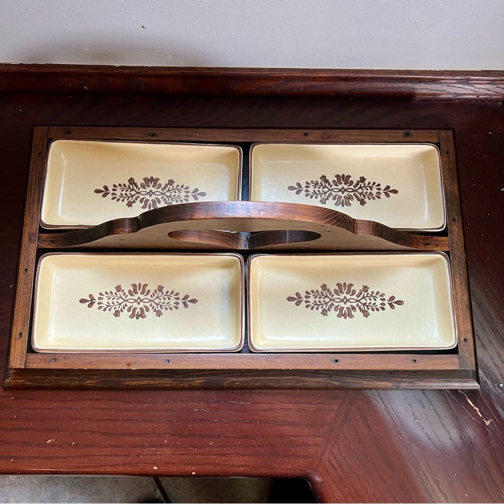 Vintage Pfaltzgraff Village Serving Set with Carrying Tray
